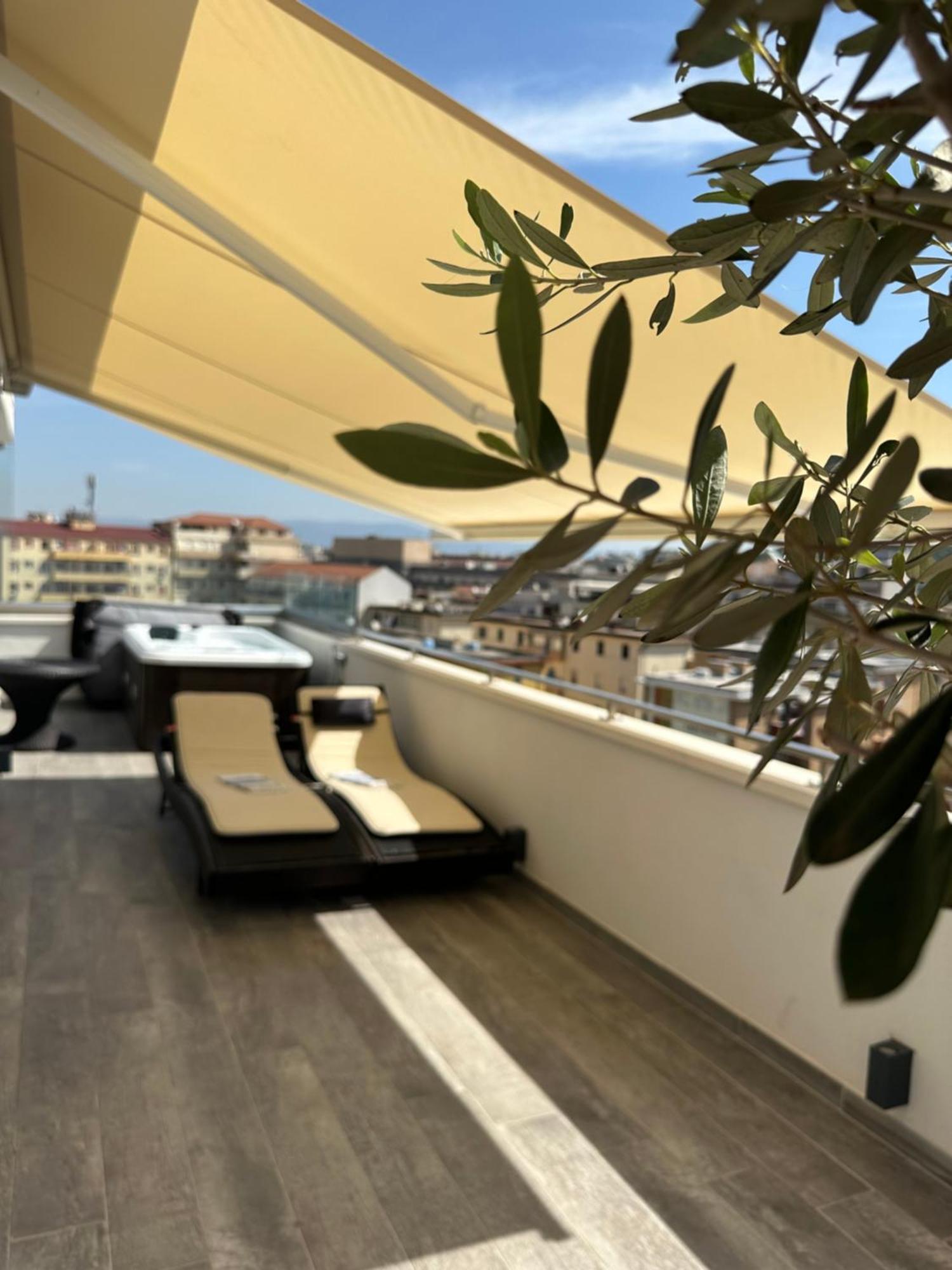 18 Dante Luxury Suites Cagliari Exterior photo